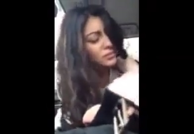 Армяночка сосёт бывшему парню в машине